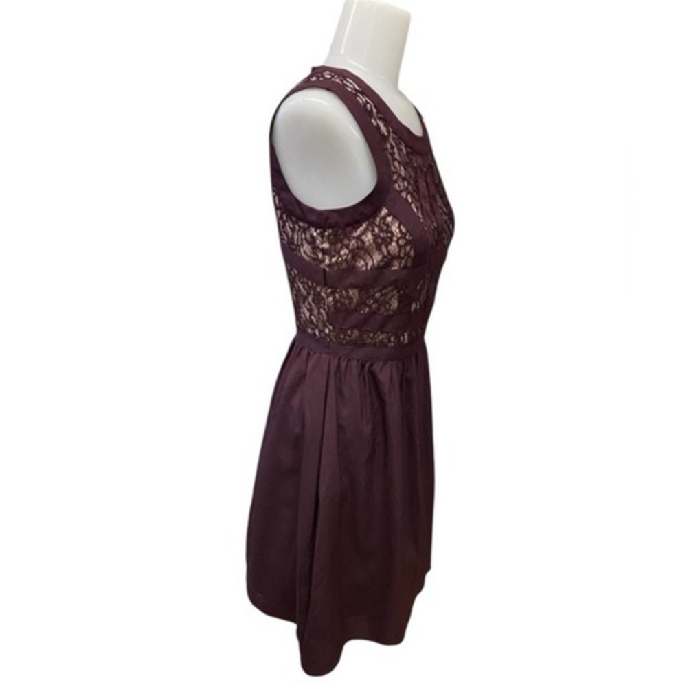 Gianni Bini Lace Cage Fit and Flare Midi Dress Burgundy Romantic Womens Size 2 - Picture 5 of 11